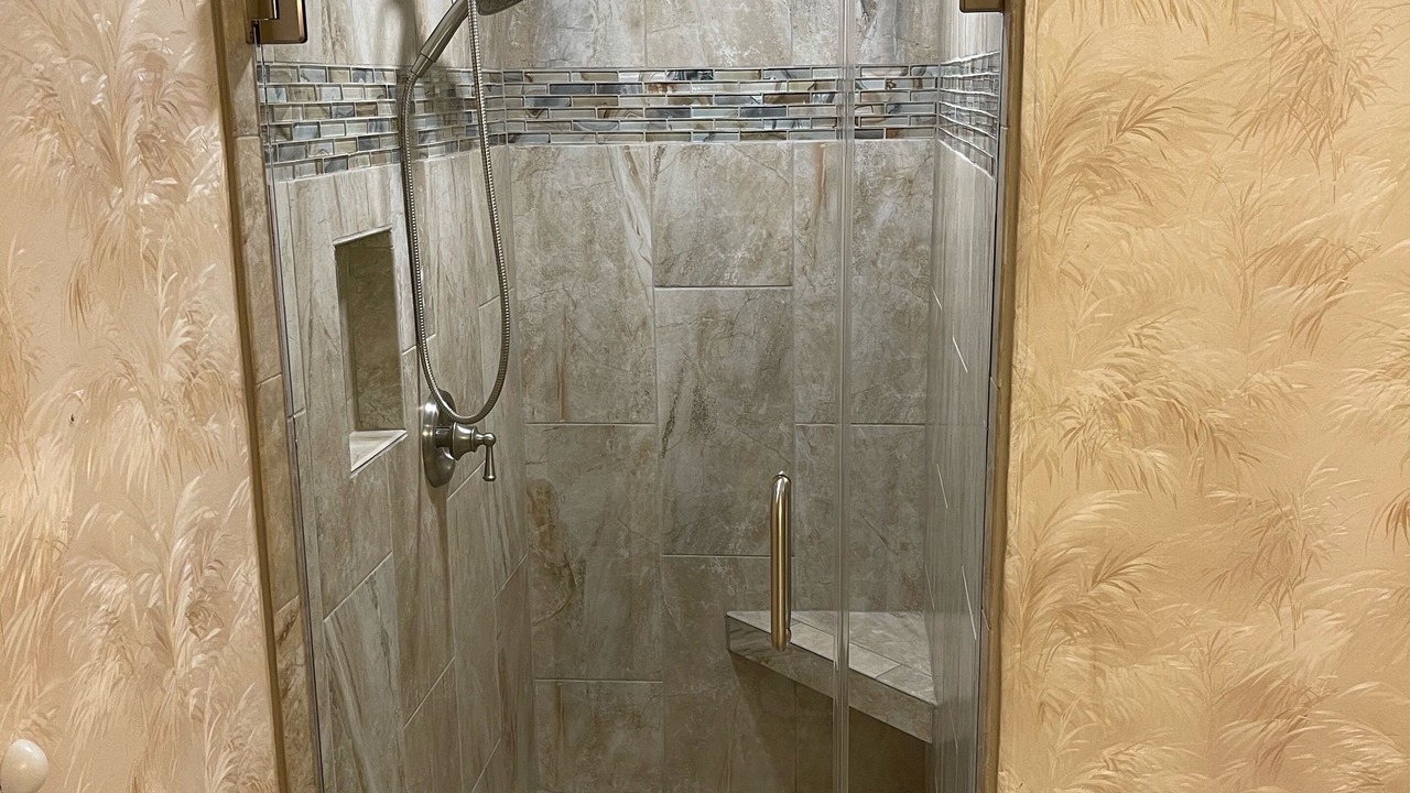 Photo of Bathroom in Garden City