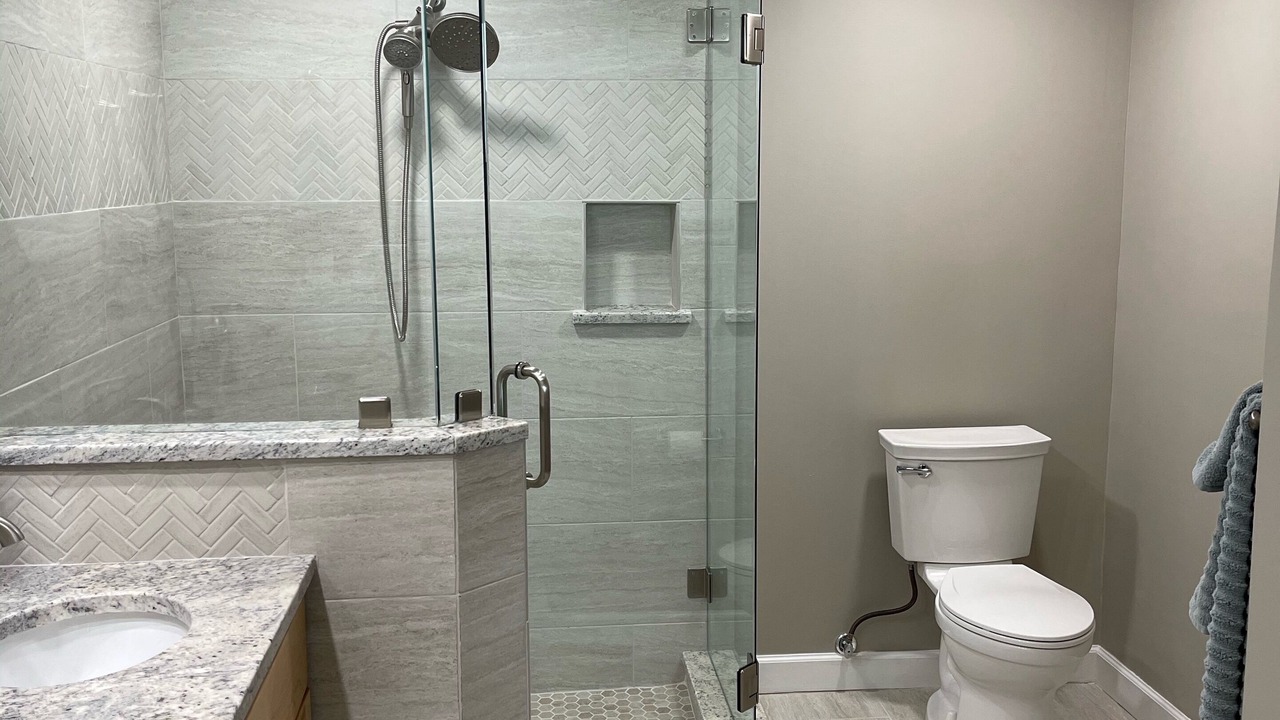 Photo of Bathroom in Garden City