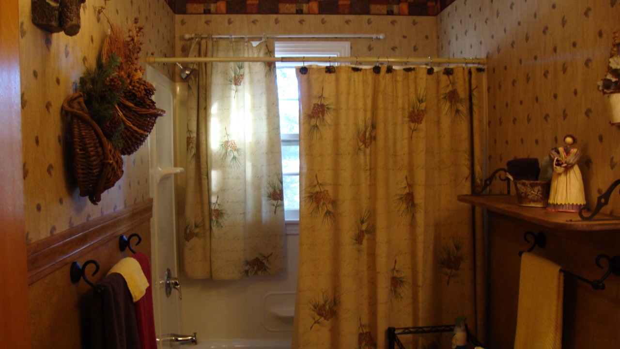 Photo of Bathroom in Custer
