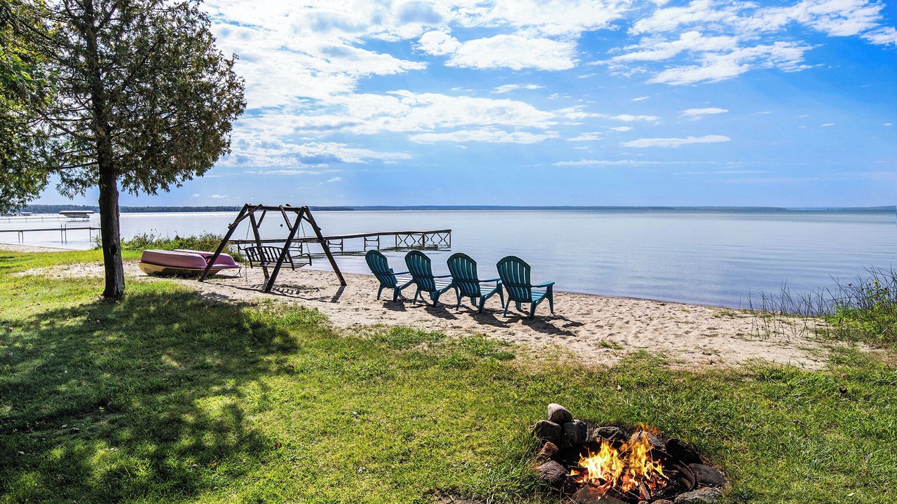 Photo of Outdoor in Mullett Lake