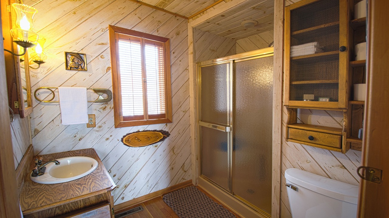 Photo of Bathroom in Spring Park