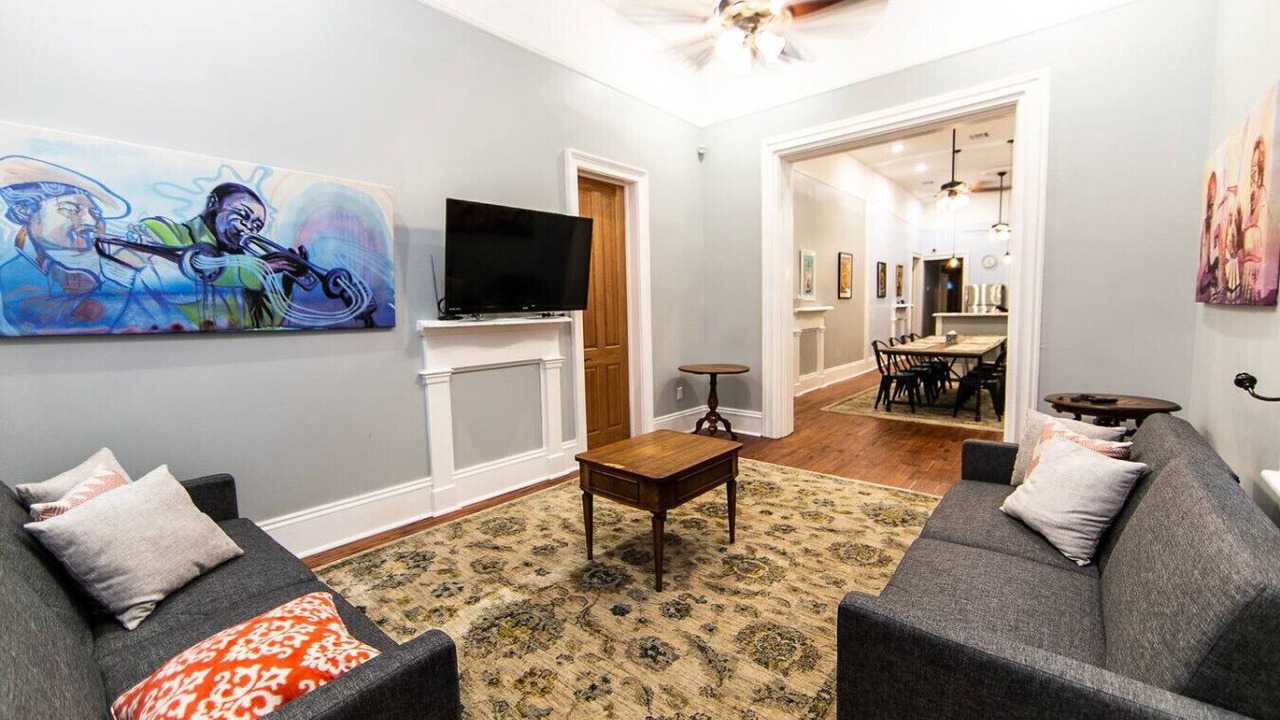 Photo of Livingroom in South 7th Ward