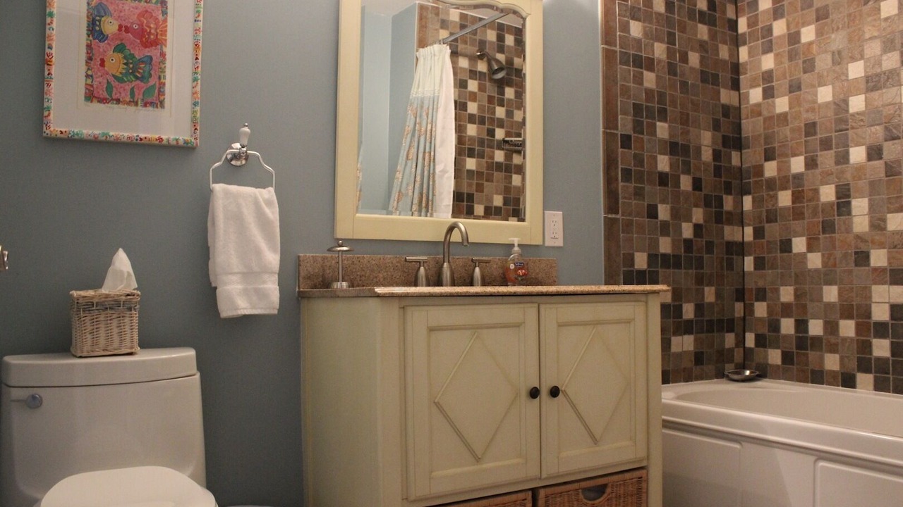 Photo of Bathroom in Islamorada