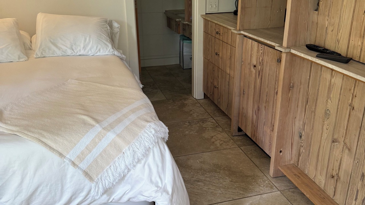 Photo of Bedroom in West of Town