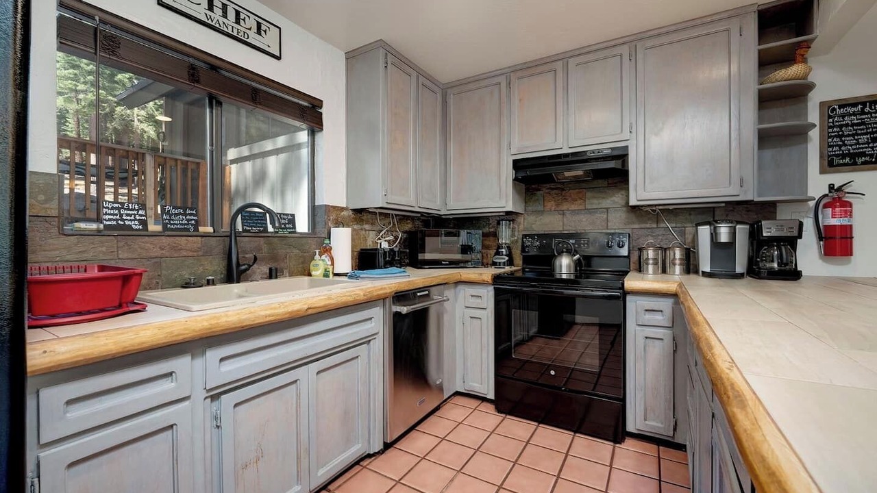 Photo of Kitchen in Kingswood Estates