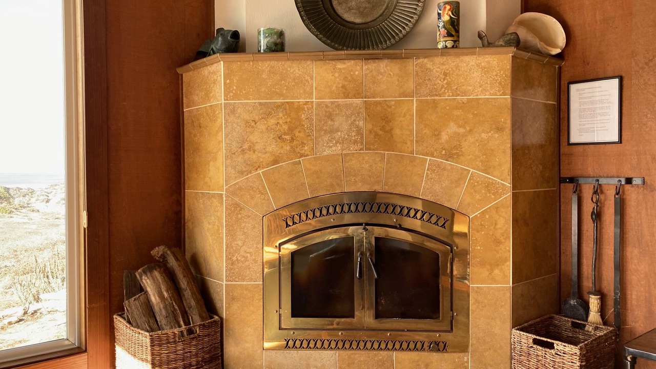 Photo of Livingroom in Castroville