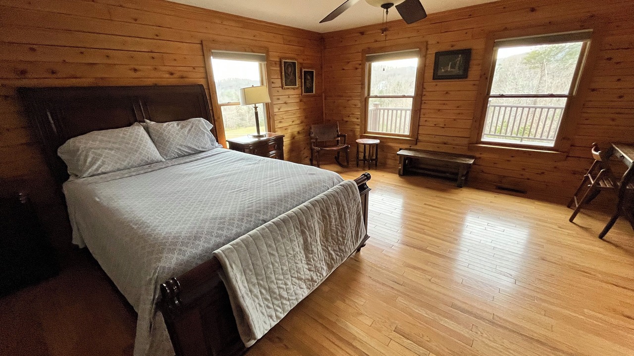 Photo of Bedroom in Stokes
