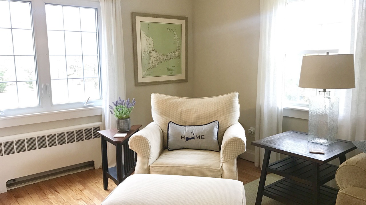 Photo of Livingroom in Brewster