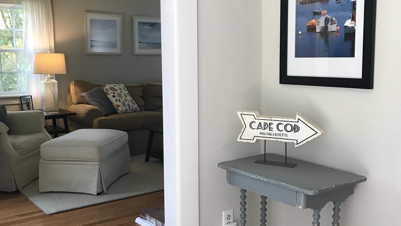 Photo of Livingroom in Brewster