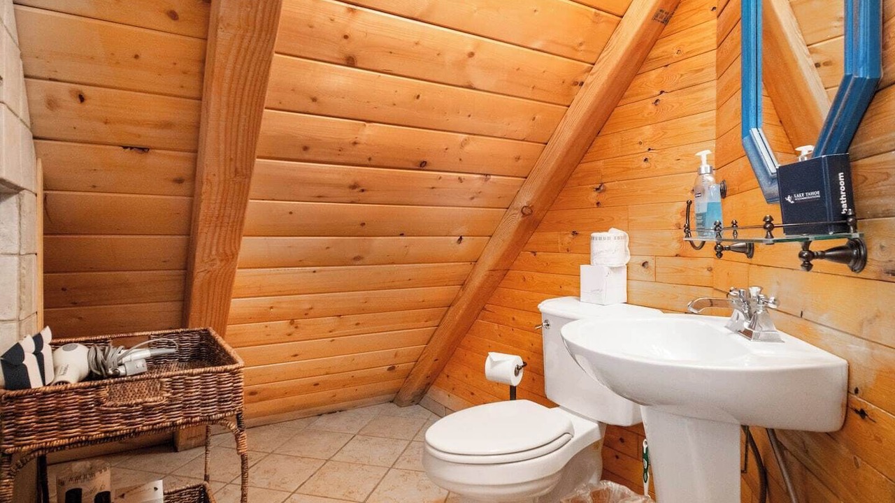 Photo of Bathroom in Rancho Bijou