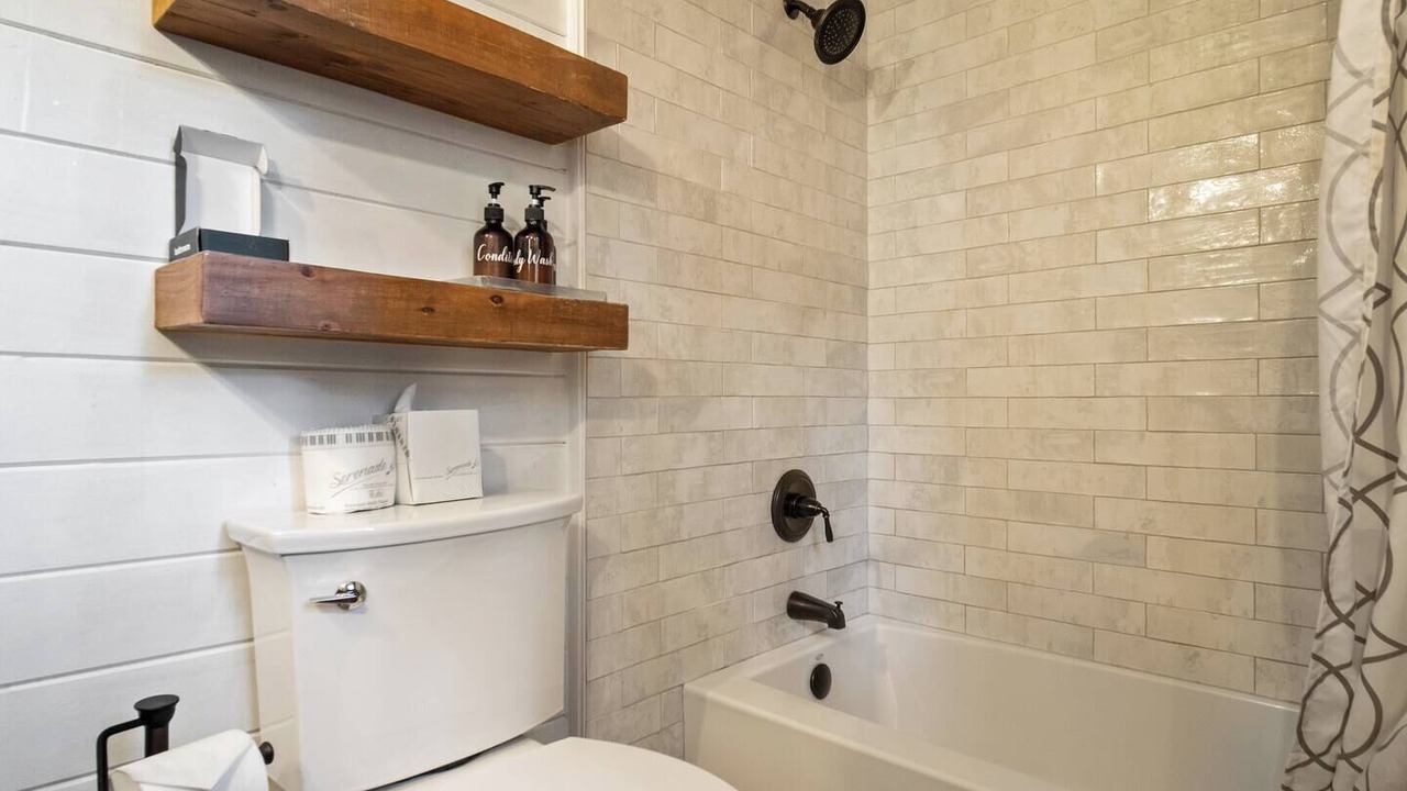 Photo of Bathroom in Rancho Bijou