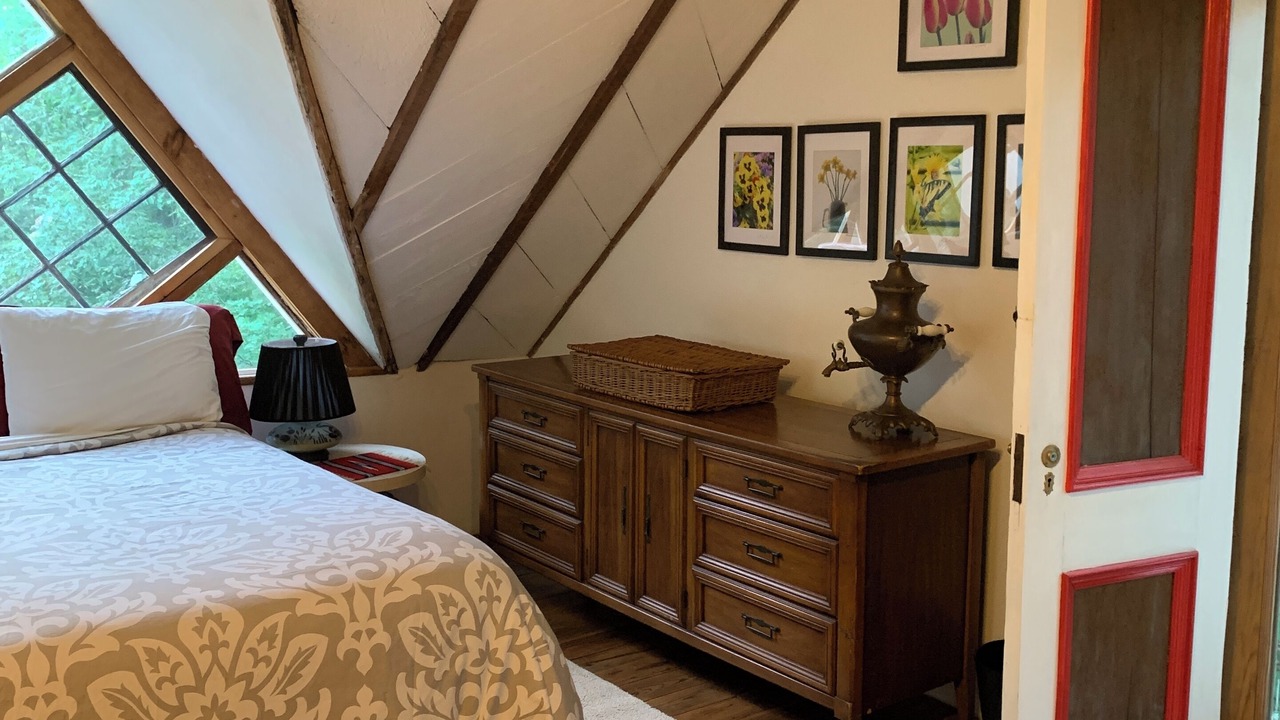 Photo of Bedroom in Pine Hill