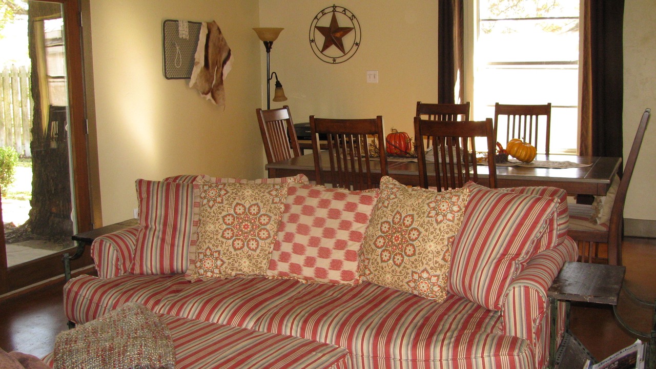 Photo of Livingroom in Fredericksburg