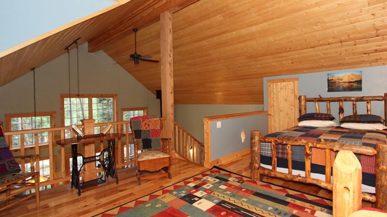 Photo of Bedroom in Cooke City-Silver Gate