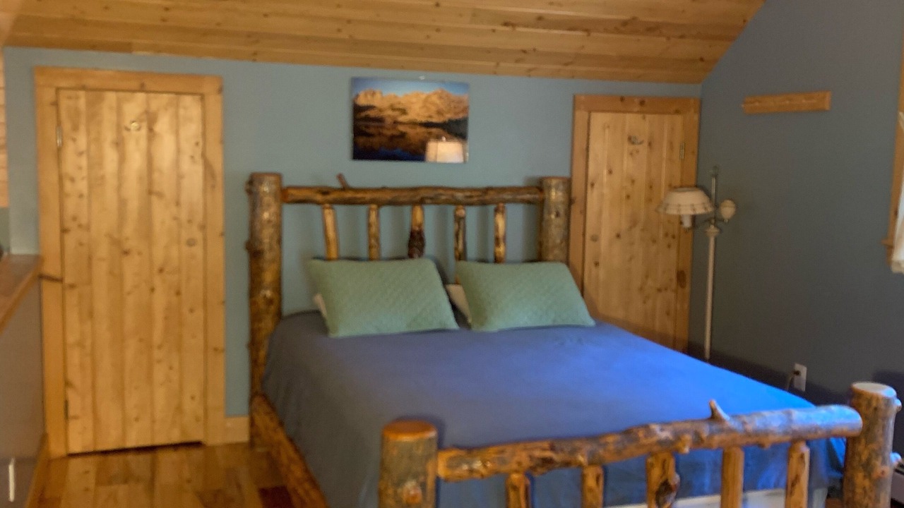 Photo of Bedroom in Cooke City-Silver Gate