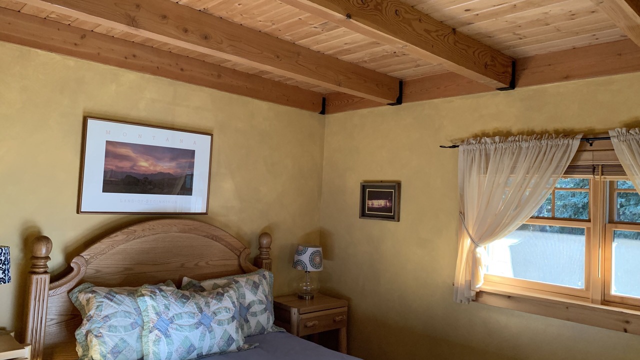 Photo of Bedroom in Cooke City-Silver Gate