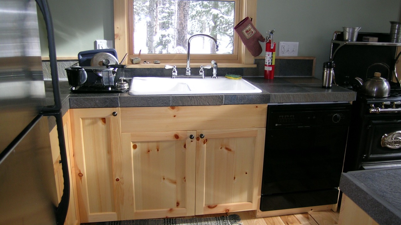 Photo of Kitchen in Cooke City-Silver Gate
