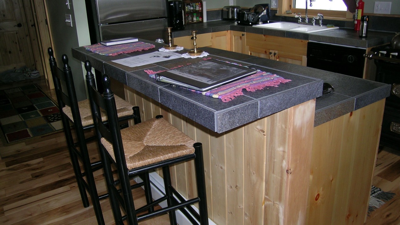 Photo of Kitchen in Cooke City-Silver Gate
