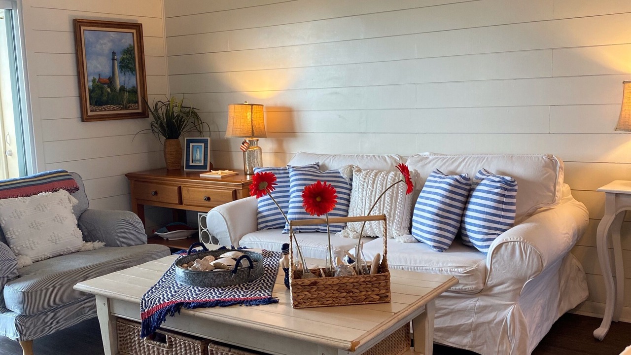 Photo of Livingroom in Tybee Island
