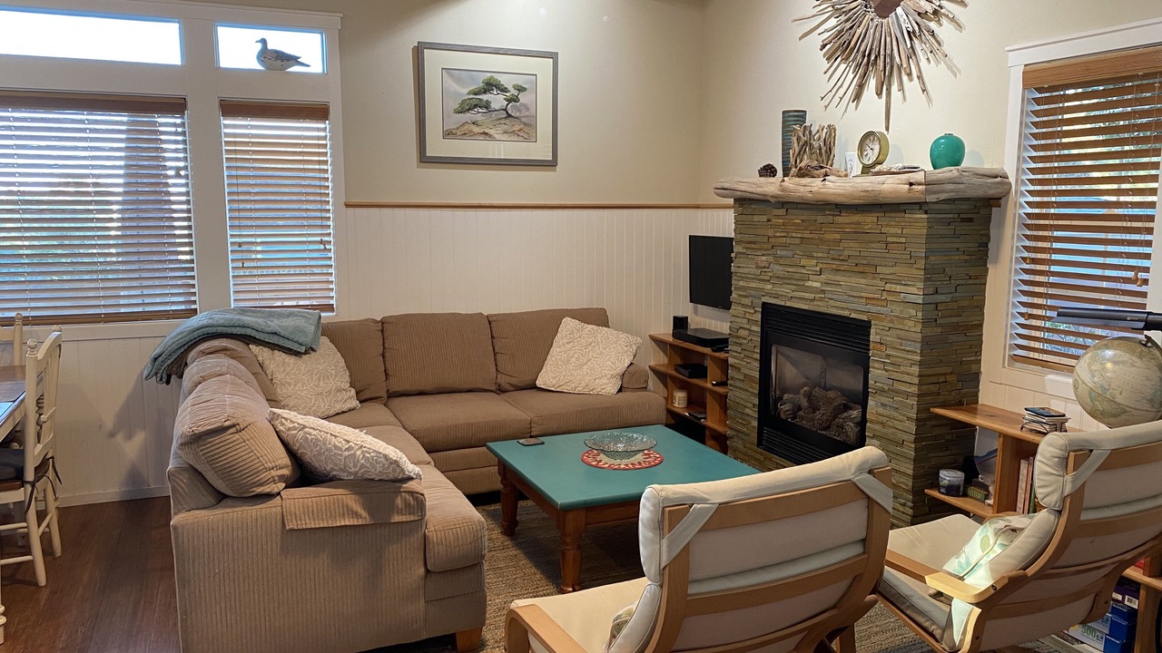Photo of Livingroom in Bodega Bay