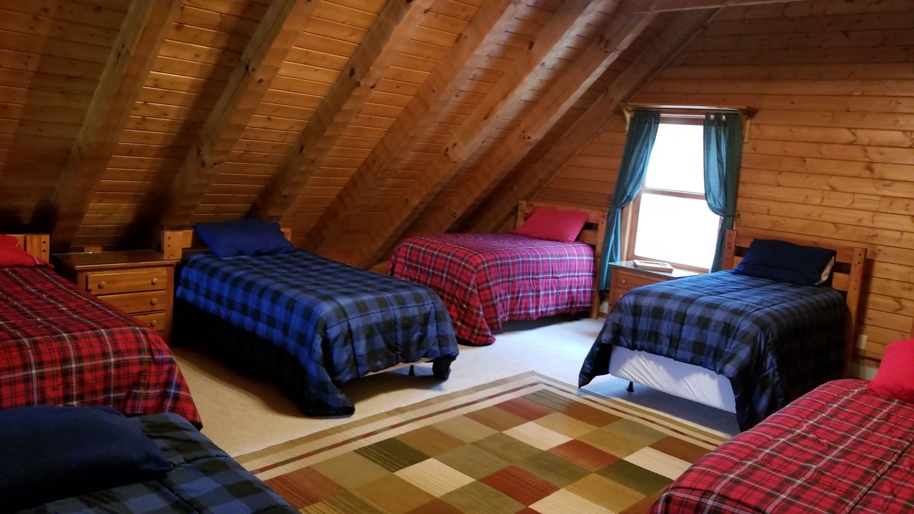 Photo of Bedroom in Roach