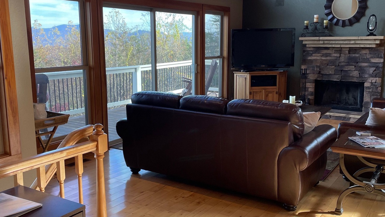 Photo of Livingroom in Hayesville