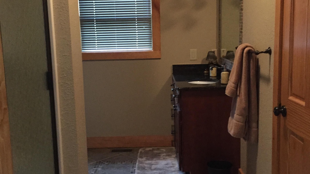 Photo of Bathroom in Hayesville