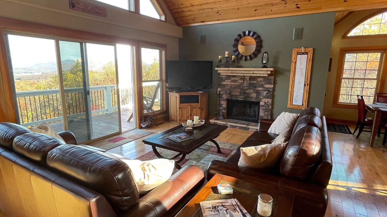 Photo of Livingroom in Hayesville