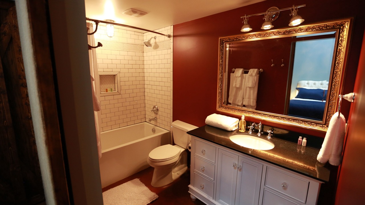 Photo of Bathroom in Arts District