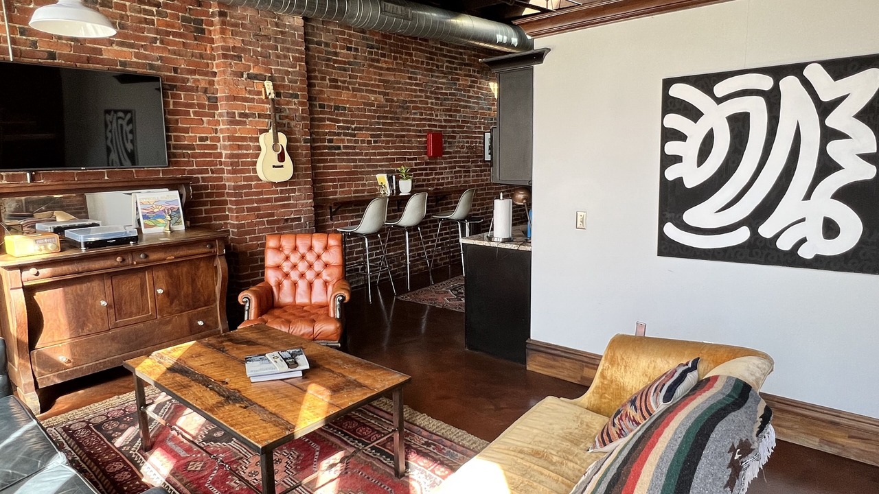 Photo of Livingroom in Arts District
