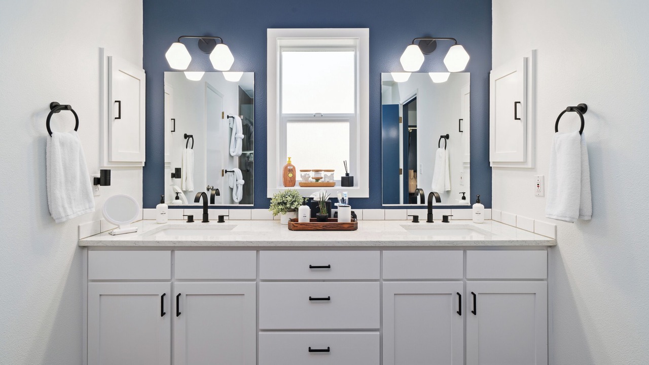 Photo of Bathroom in Manzanita
