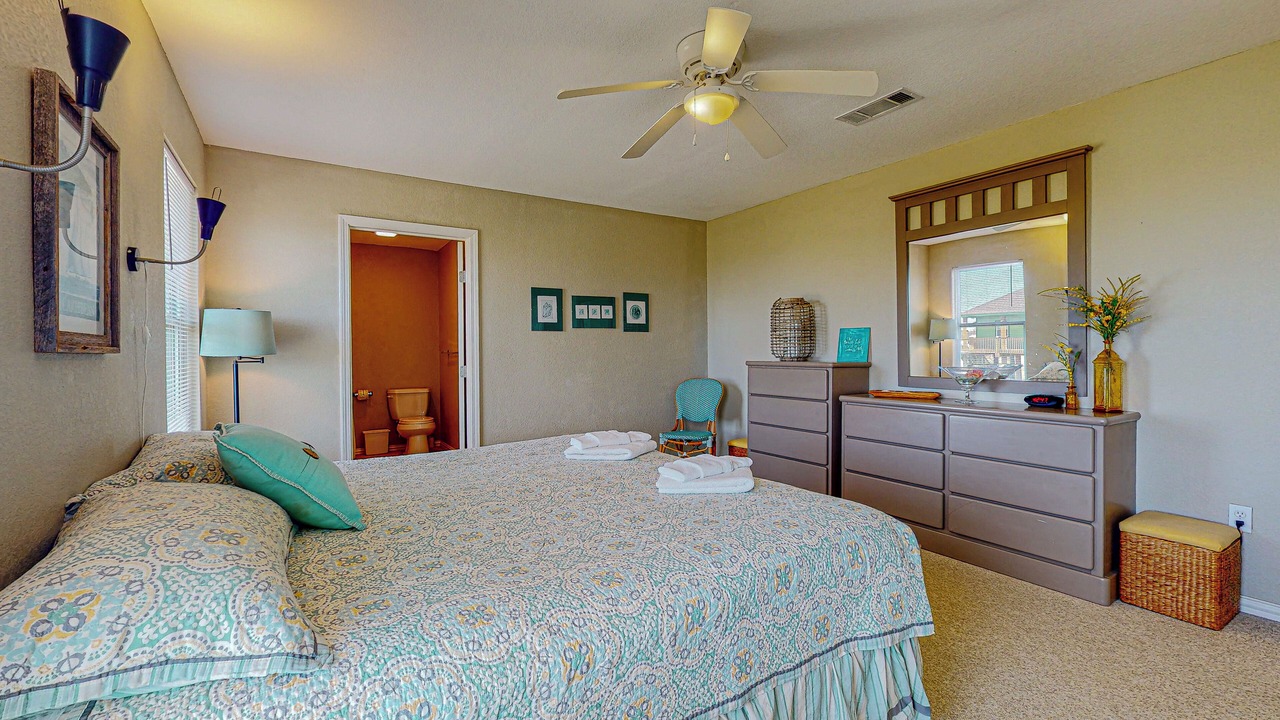 Photo of Bedroom in Galveston