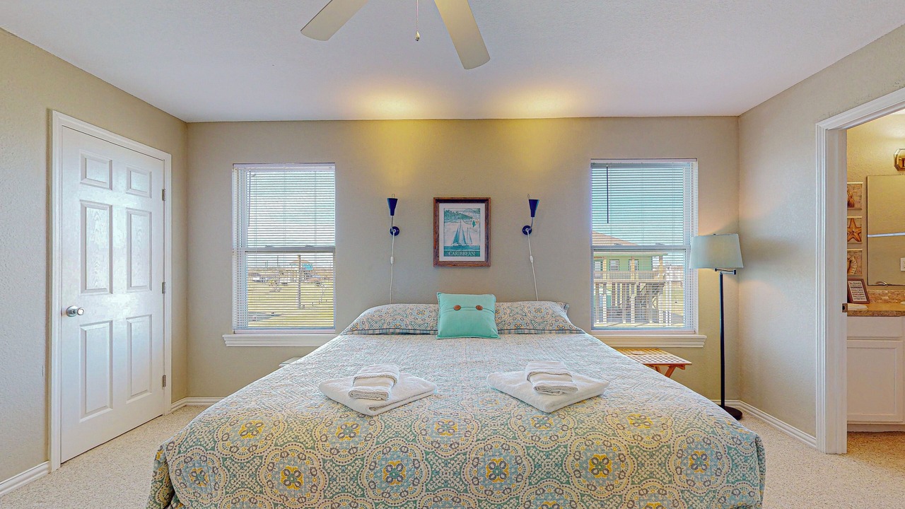 Photo of Bedroom in Galveston