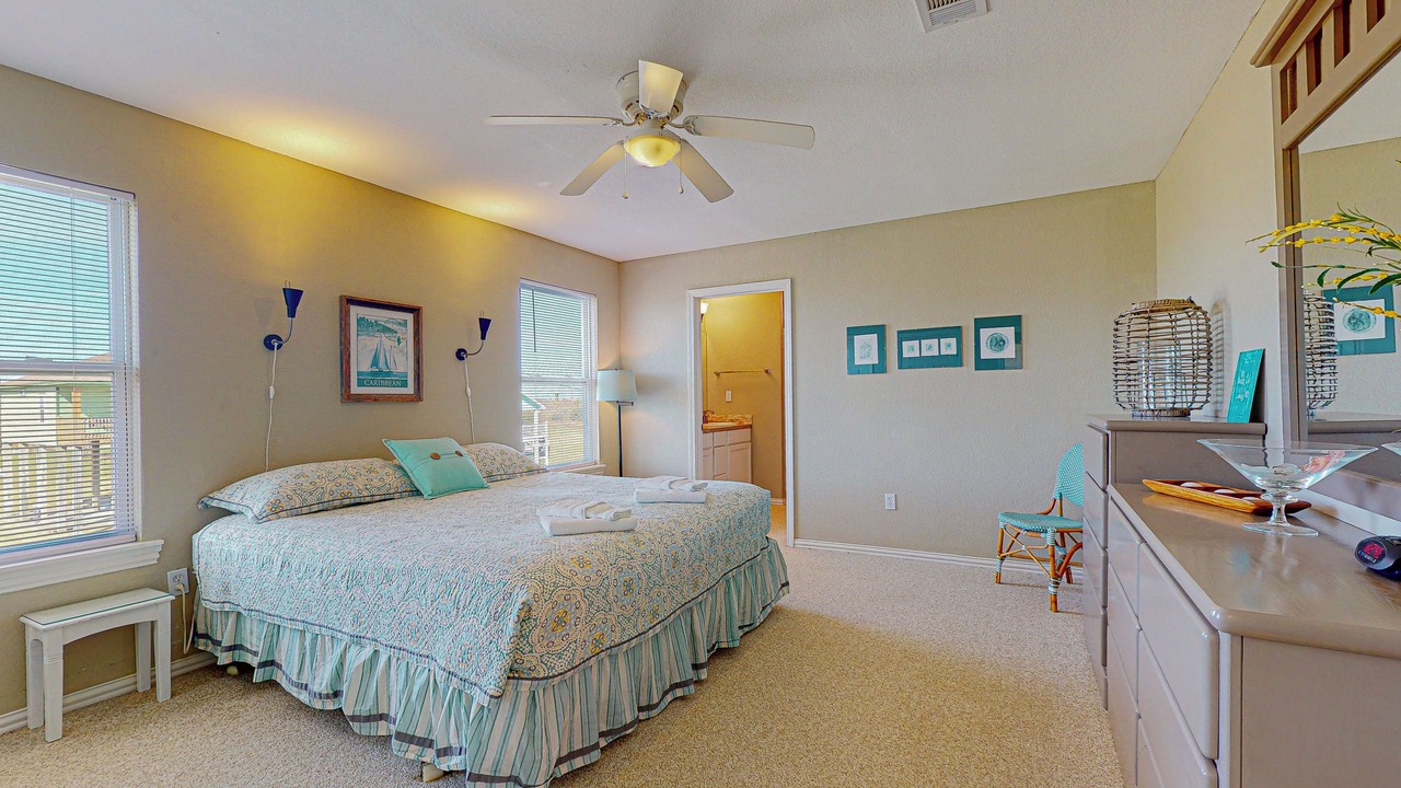 Photo of Bedroom in Galveston