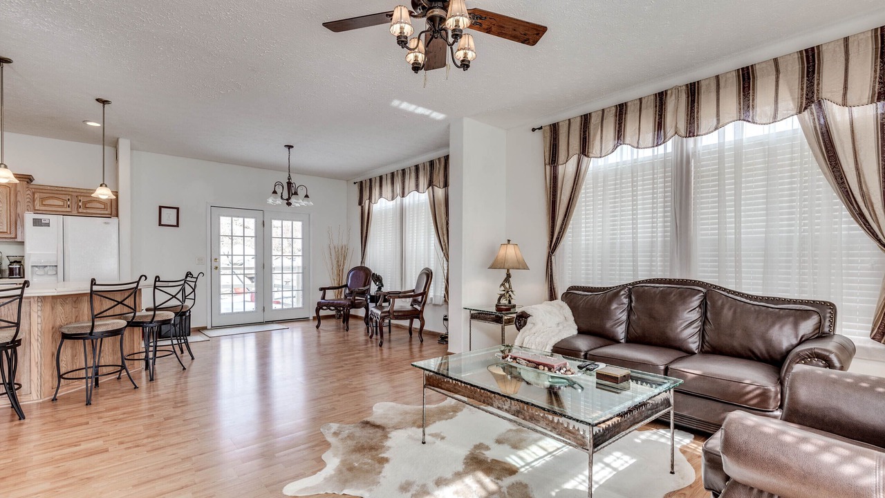 Photo of Livingroom in Gardiner