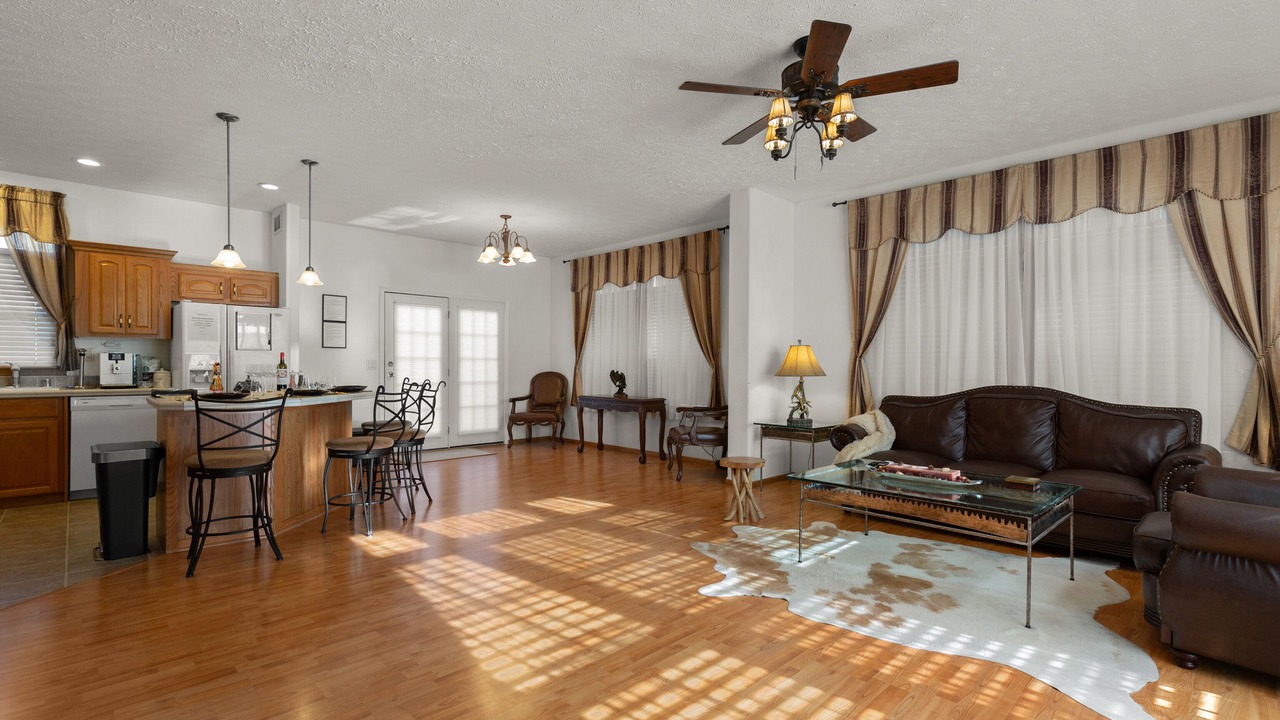 Photo of Livingroom in Gardiner