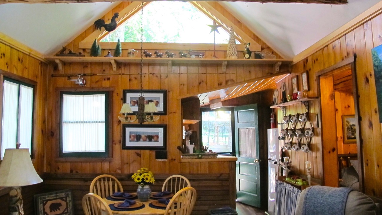 Photo of Bedroom in Town of Webb