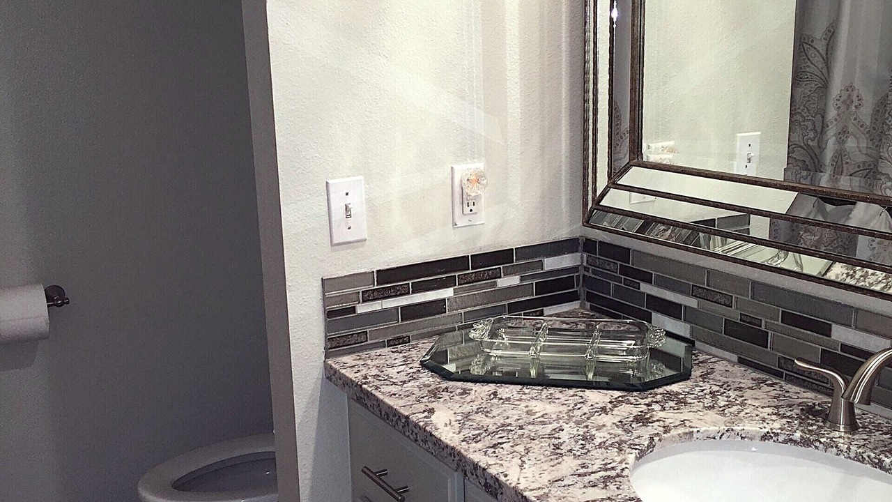 Photo of Bathroom in Brookeland
