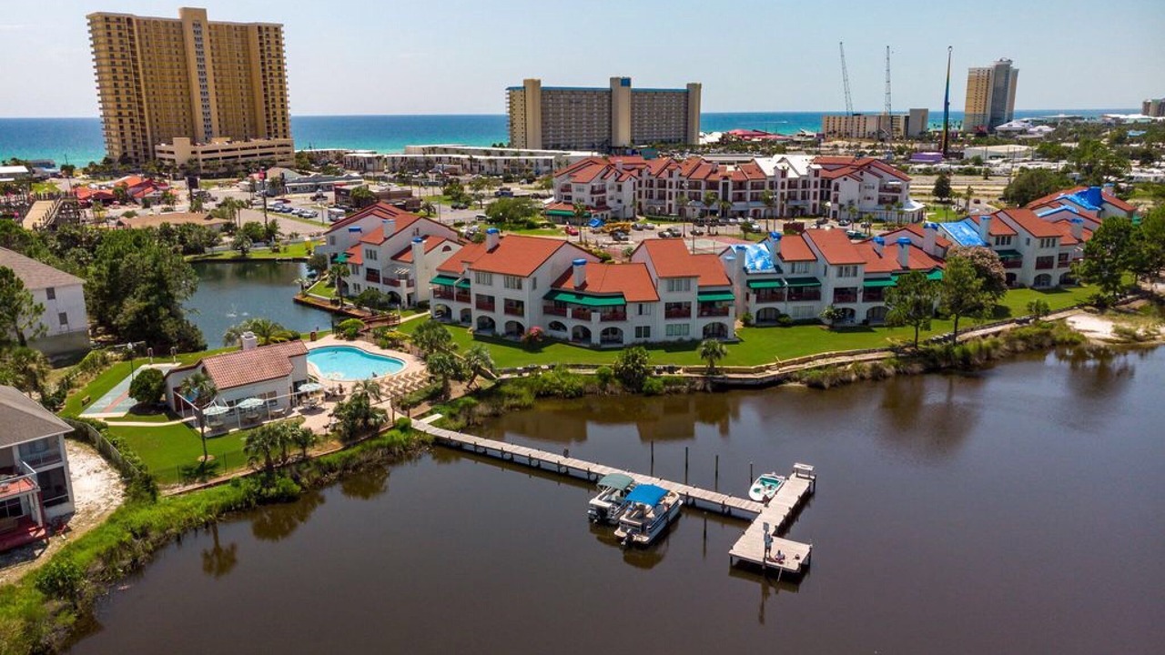 Photo of Outdoor in Thomas Drive