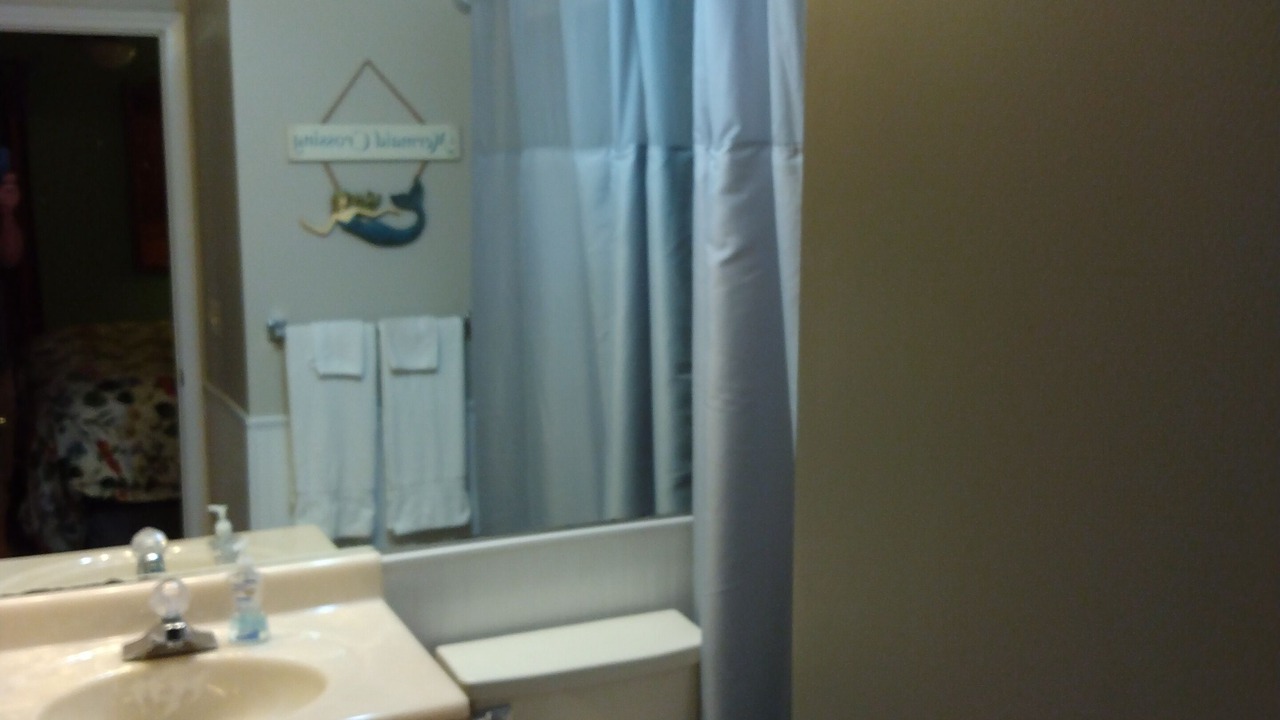 Photo of Bathroom in Thomas Drive