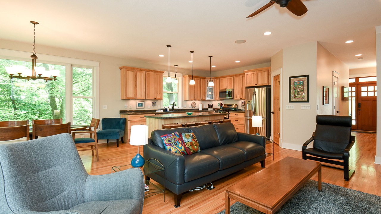 Photo of Bedroom in Linden Hills