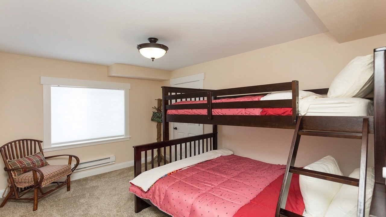 Photo of Bedroom in Government Camp