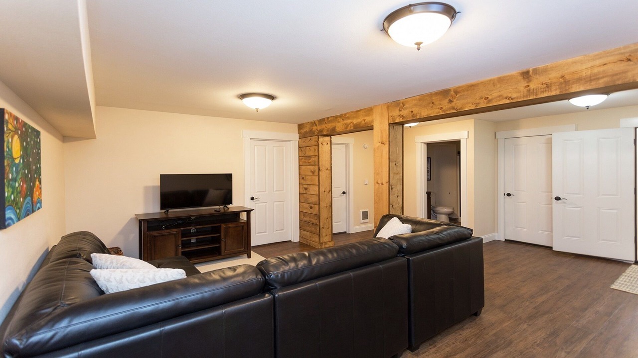 Photo of Livingroom in Government Camp