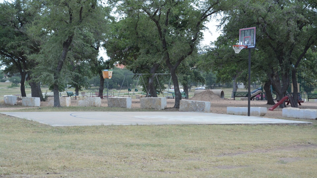 Photo of Others in Point Venture