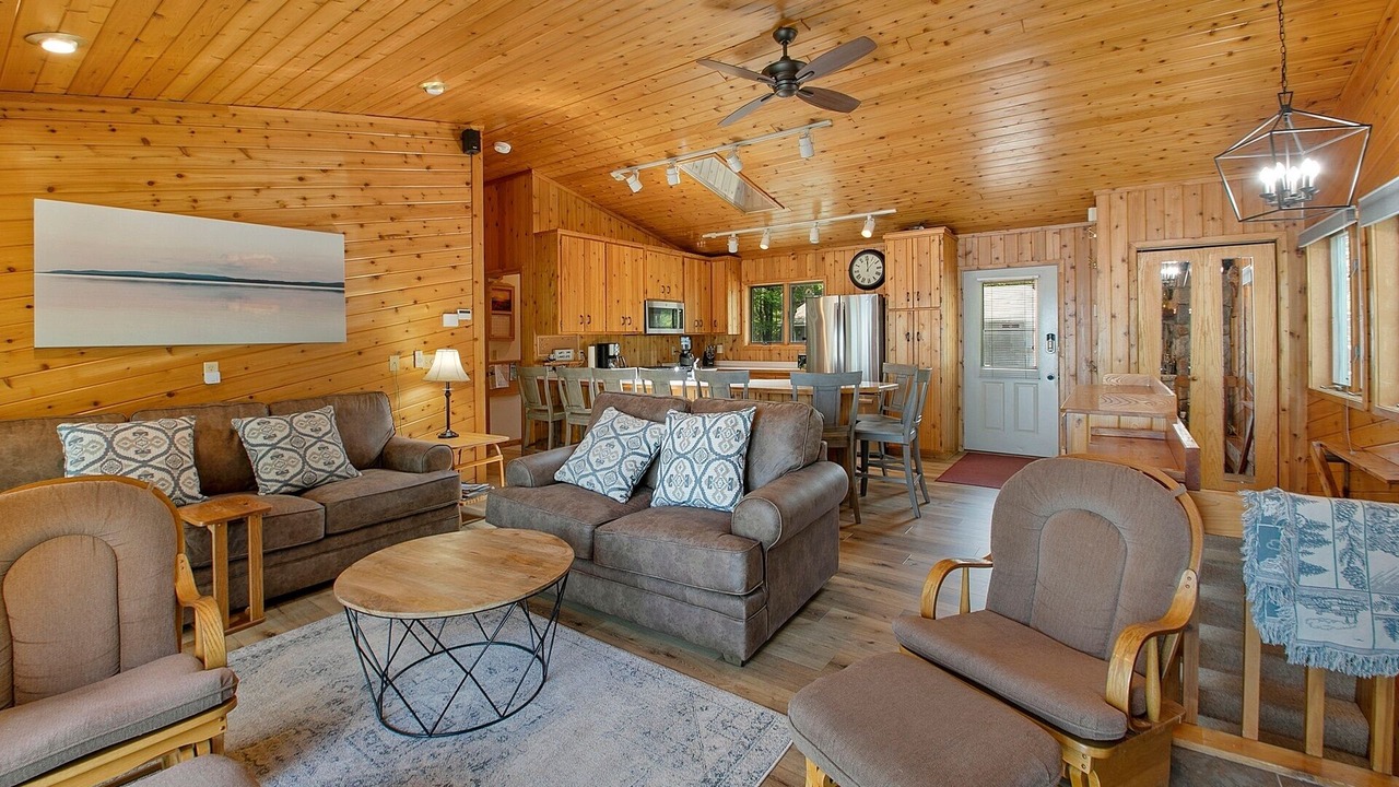 Photo of Bedroom in Markville