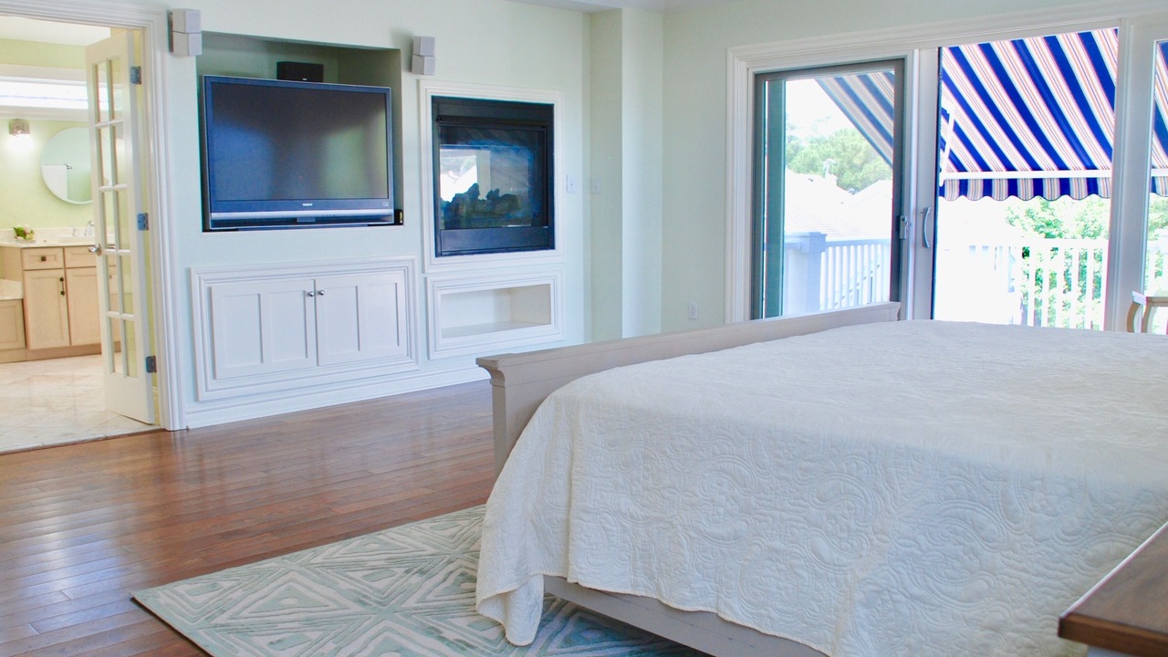 Photo of Livingroom in Northeast Virginia Beach
