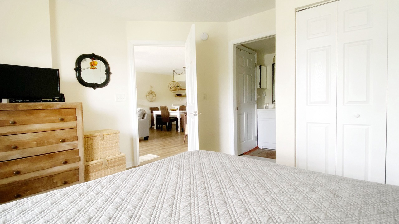 Photo of Bedroom in Butler Beach