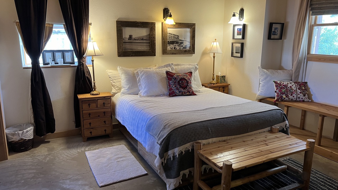 Photo of Bedroom in Alpine