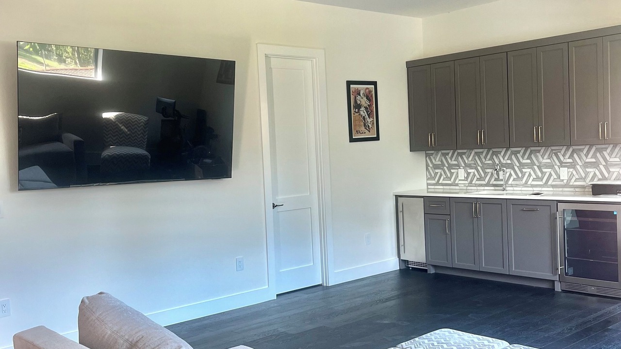 Photo of Livingroom in Windy Cove