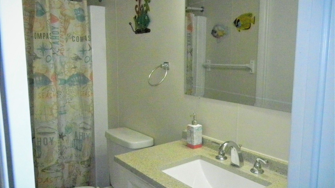 Photo of Bathroom in Willoughby Spit
